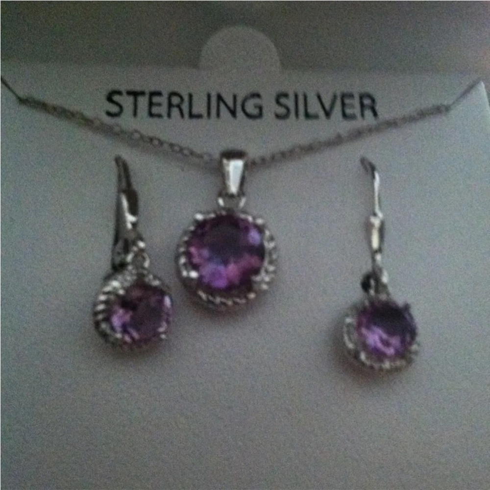 Brand New Victoria Townsend Sterlin Silver Amethyst & Diamond Pendant & Earrings